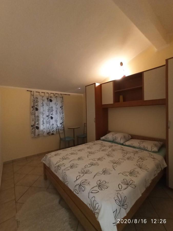 Apartmani Lun Vir Exteriér fotografie