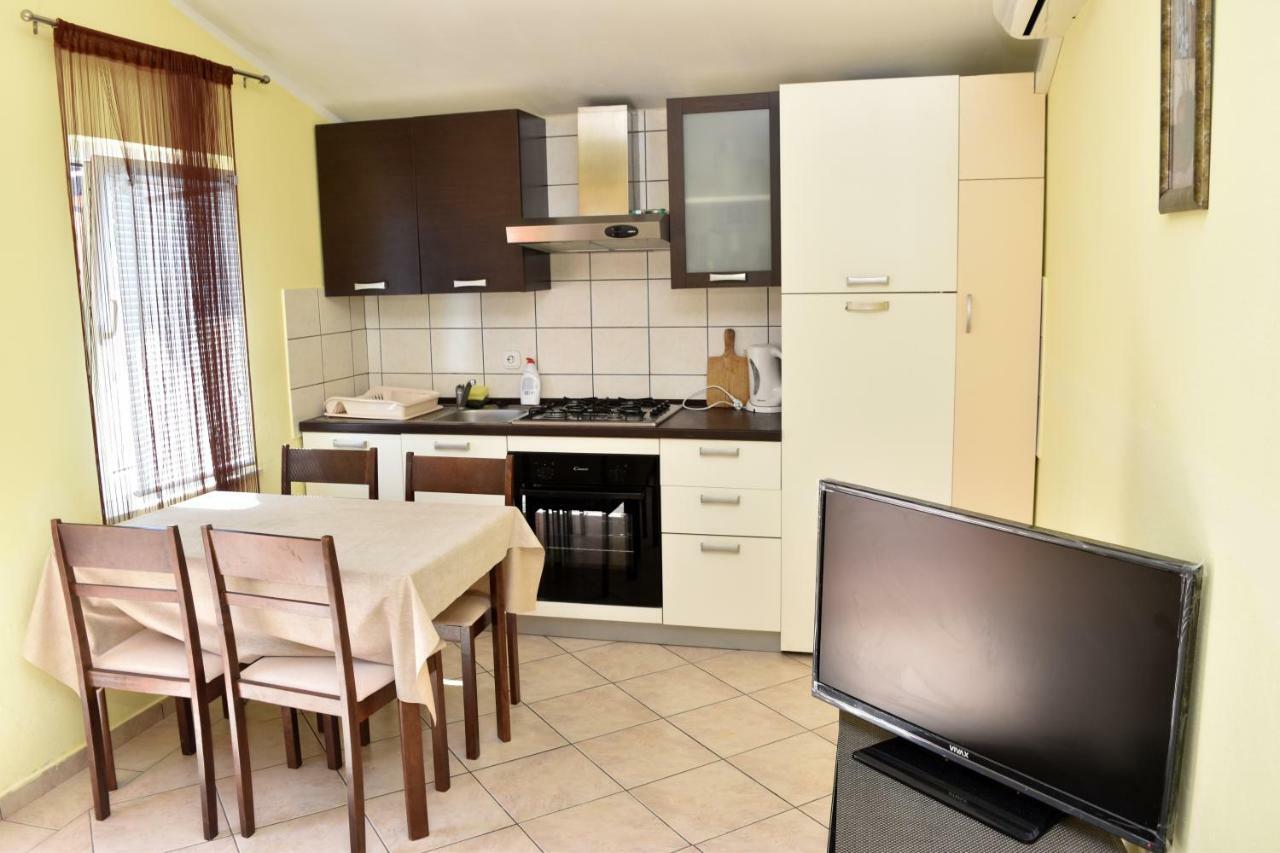 Apartmani Lun Vir Exteriér fotografie